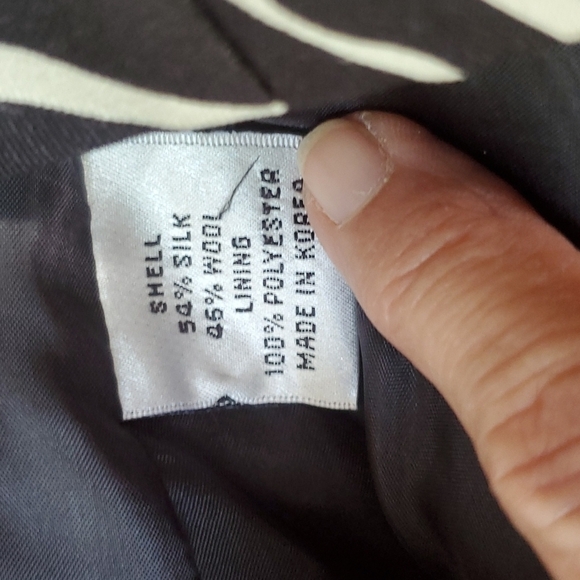 Talbot Zebra jacket 8 silk and poly like new lined Career - Picture 4 of 4